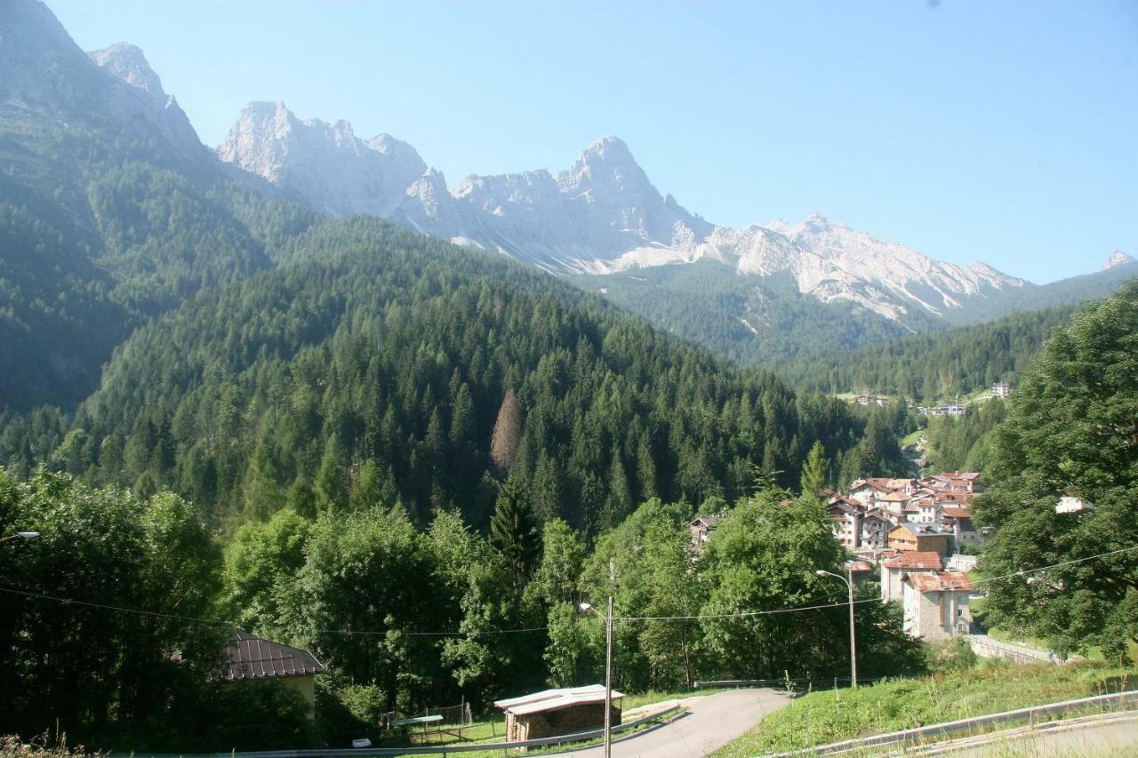 Dolomiti House Hotel Cibiana ภายนอก รูปภาพ