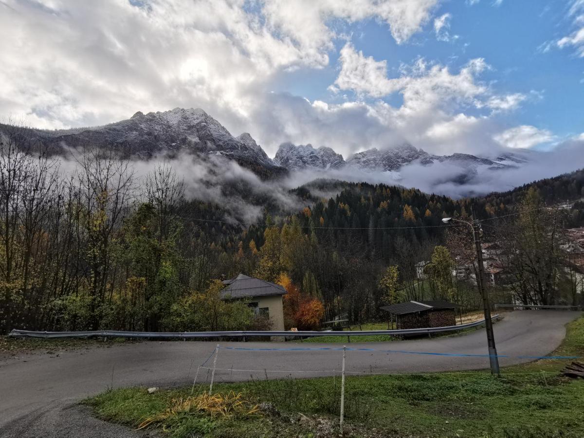 Dolomiti House Hotel Cibiana ภายนอก รูปภาพ